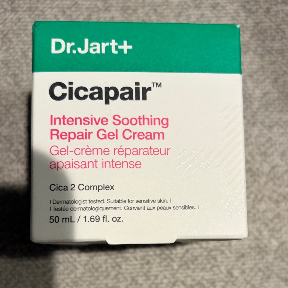 Dr. Jart+ Cicapair Soothing Gel Cream - Green and White